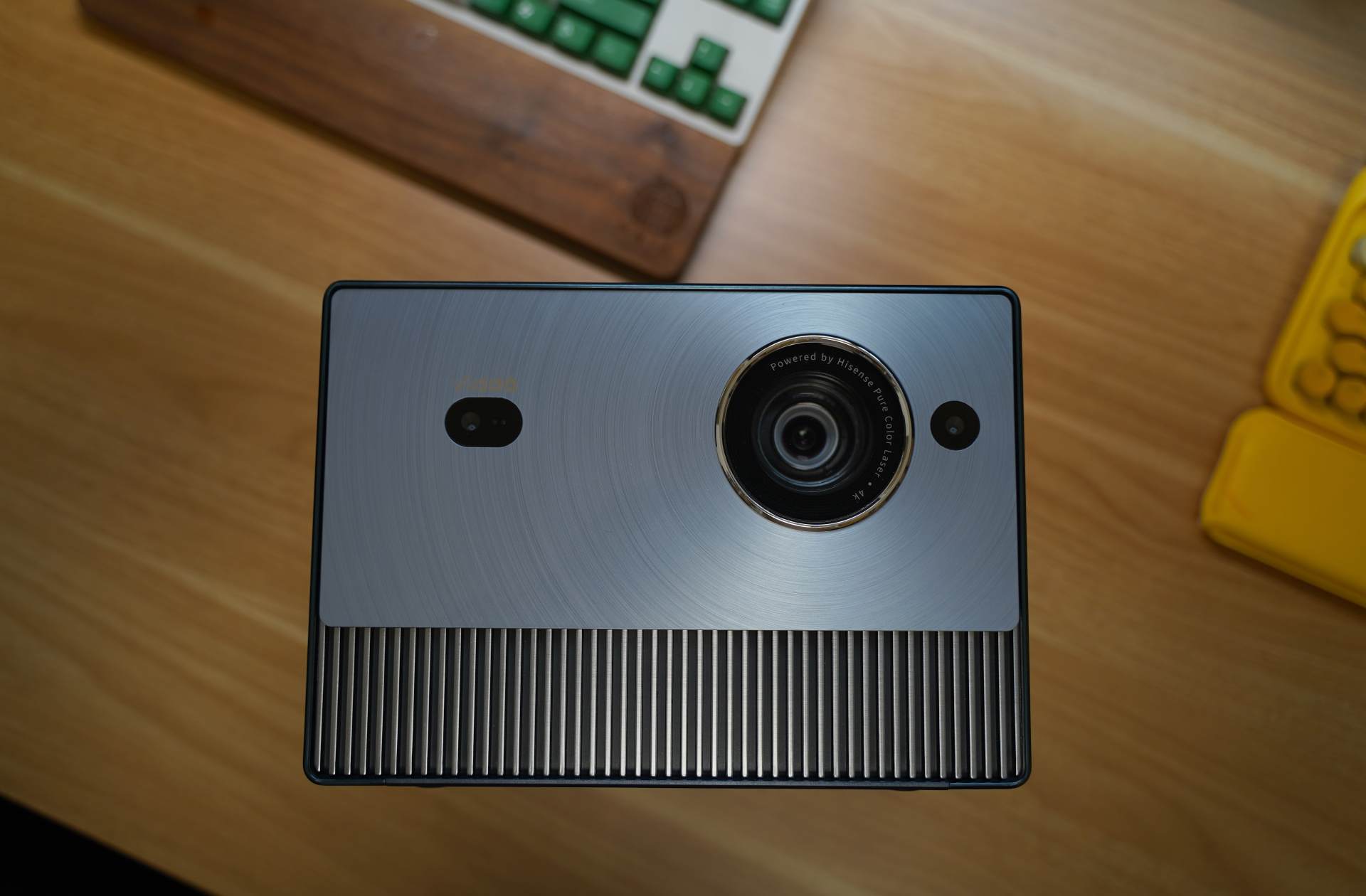 海信viddax65pro与tcl65t7gpro,海信vidda三色激光投影仪