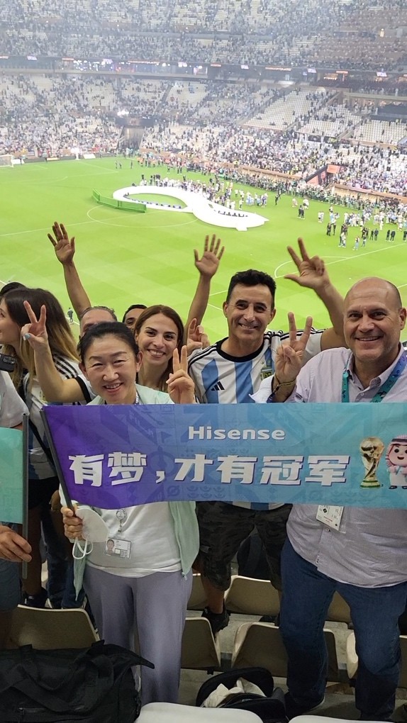 陈梦父母看比赛,陈梦父母庆祝夺冠视频