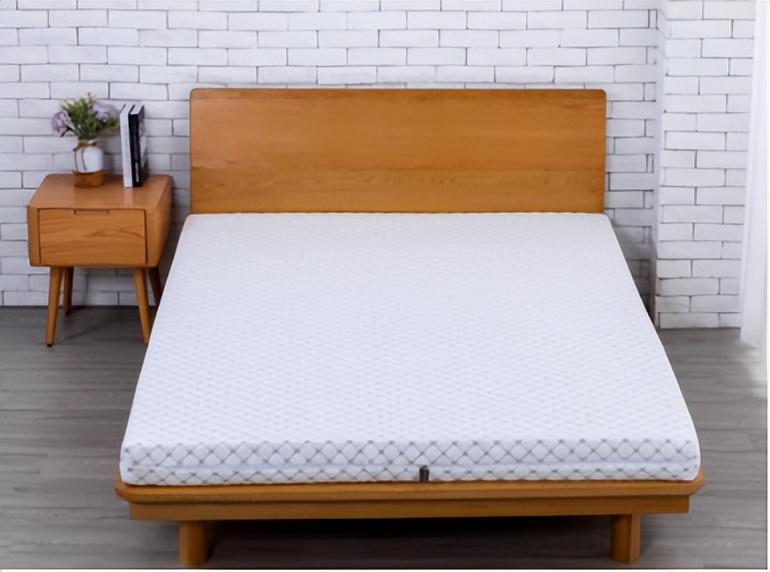 学生住宿舍买什么床垫更合适,大学生宿舍床垫怎么选