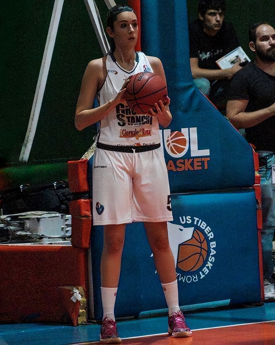 瓦伦蒂娜美女,瓦伦蒂娜女明星