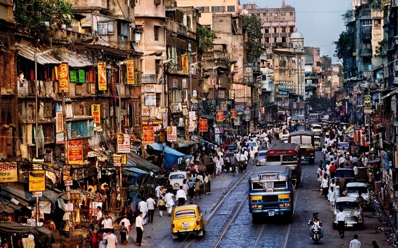 印度总理莫迪：隐婚禁欲45年，他的野心和抱负，毁了妻子的人生