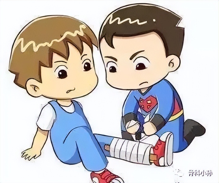 小孩疑似骨折怎么处理,孩子不小心摔伤怎么教