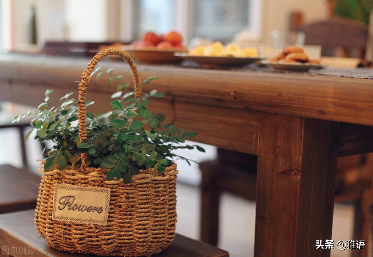 岁月催人老留下的是饱经风霜的脸,脸上已爬满了岁月的沧桑和皱纹