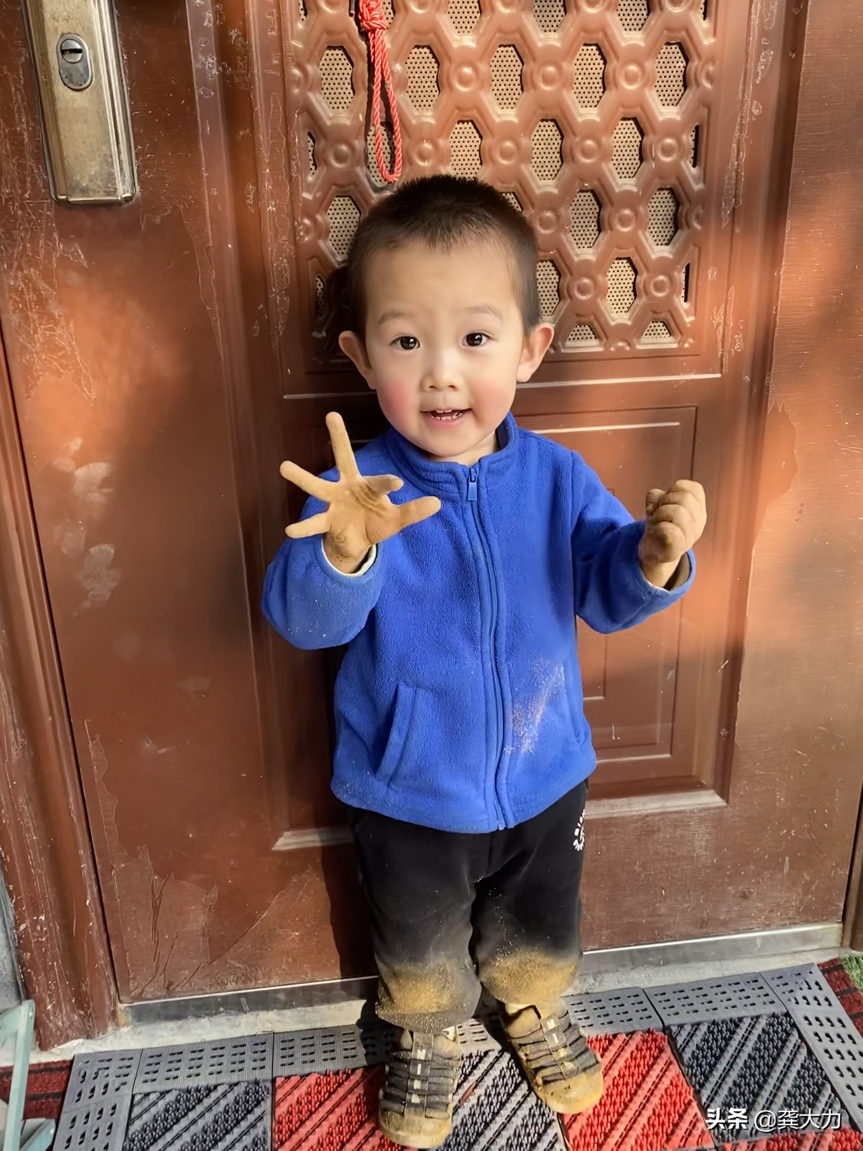 在沙堆里玩的游戏,在沙堆里玩