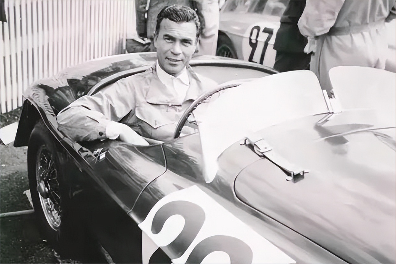 “软饭王”鲁维罗萨：娶过5位富婆，被送轰炸机和超跑，56岁身亡