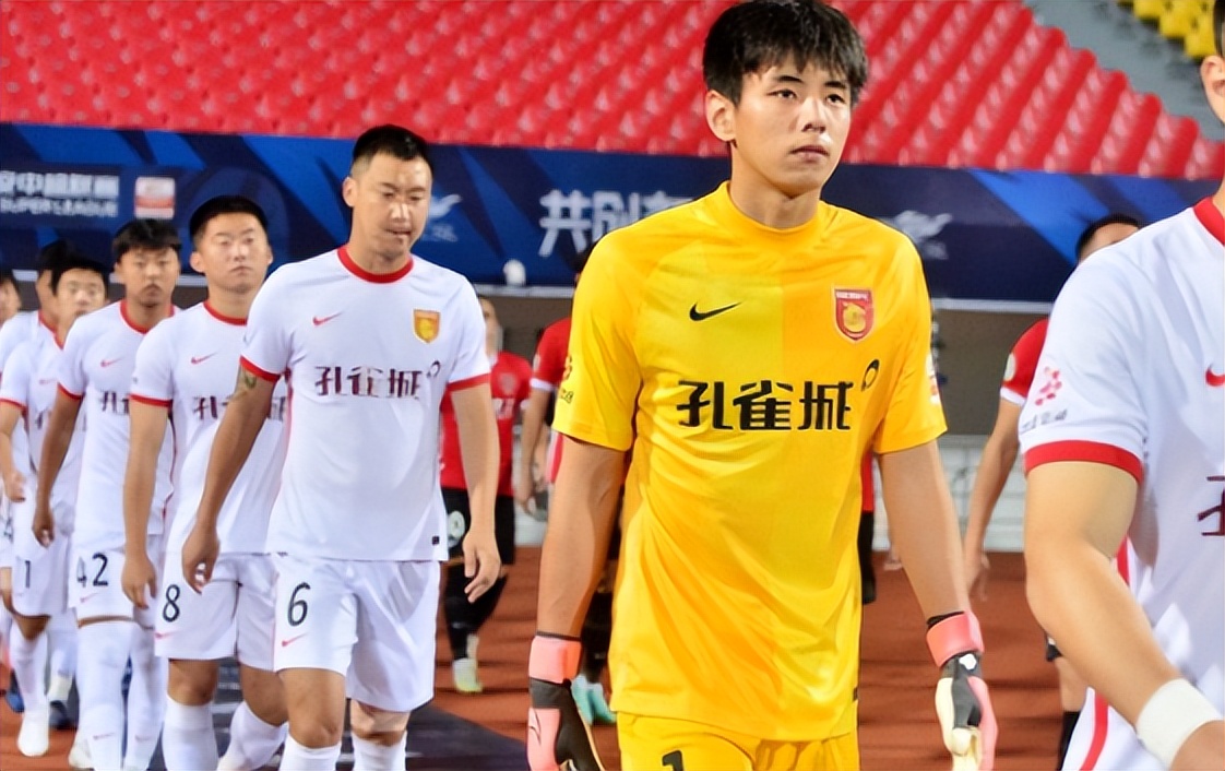 撞脸李现同时撞脸韩星,撞脸明星网红李现