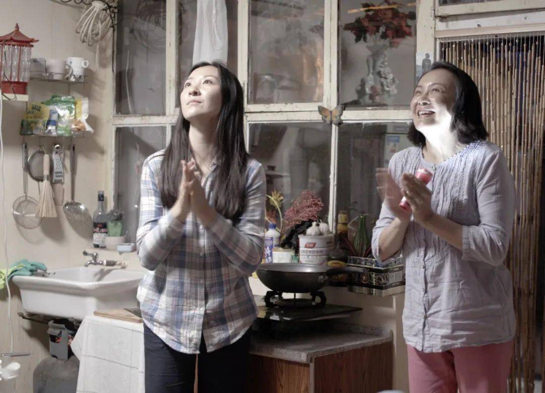 结婚后是不是就没有青春了,结婚以后就没有以前的自由