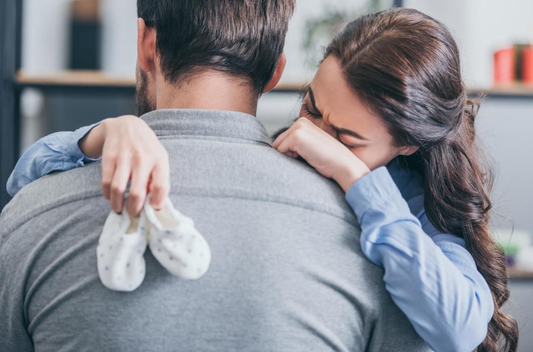 24岁姑娘丧失生育能力,24岁女孩失去了生育