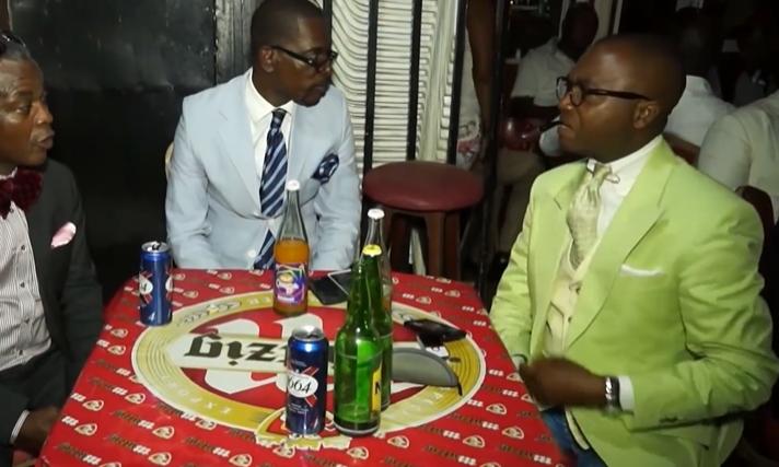 非洲穷人*款贷**20万买名牌，饿得吃树叶，也要买4万的鞋子出门显摆