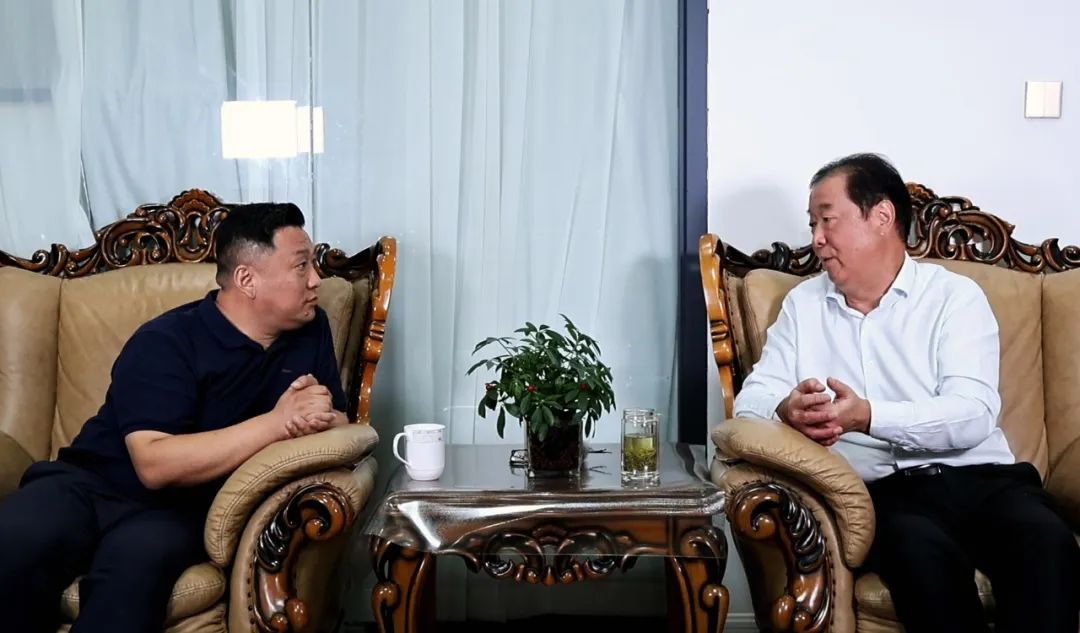 立丰集团颜飞和颜明关系,西安立丰颜明失信被执行人