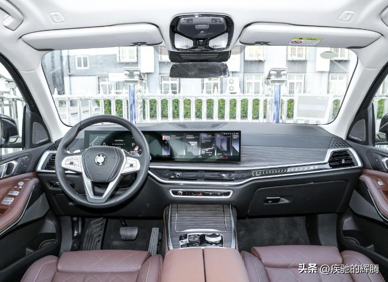 23款宝马x740i行政m运动版价格,宝马x72023款落地价格