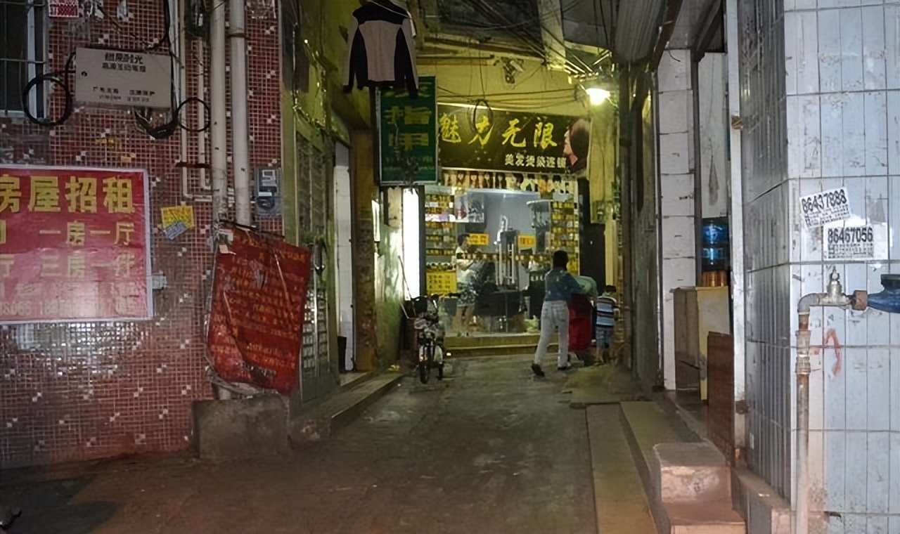 90后女孩跟乞丐私奔,90后女孩和乞丐私奔