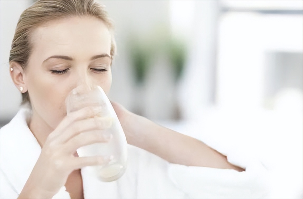 阴虚的人有哪些症状出汗,夜里出汗是阴虚还是阳虚怎么调理