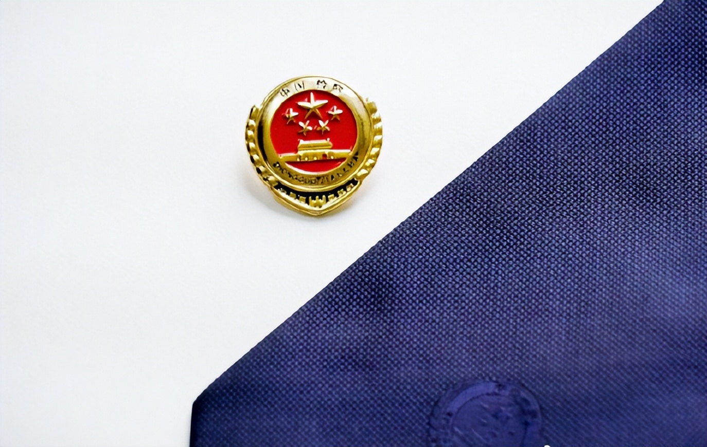 社区团购买到过期食品,社区团购生鲜类是否属于三无产品