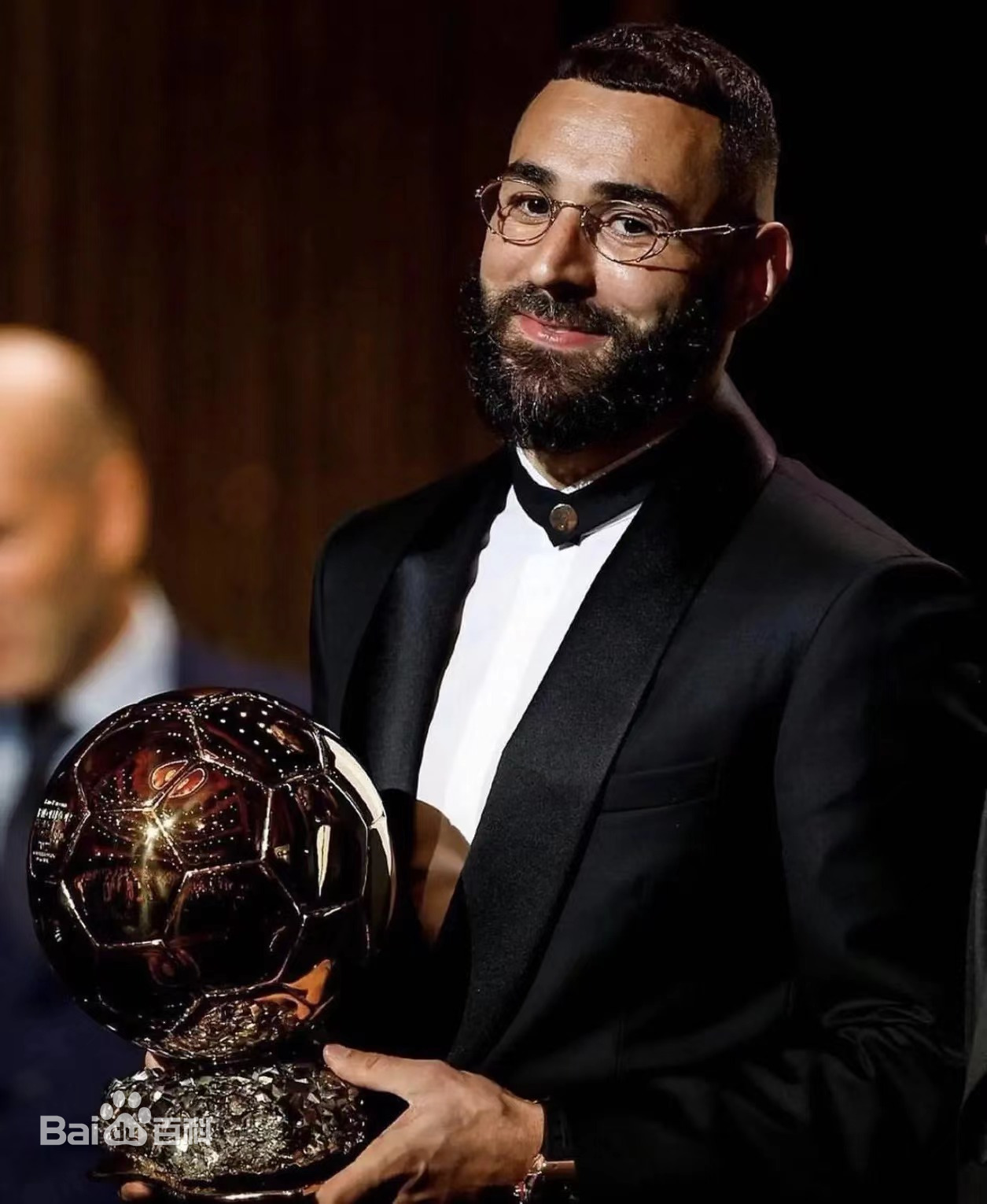 现役足坛四大中锋,现役五大联赛中锋是谁