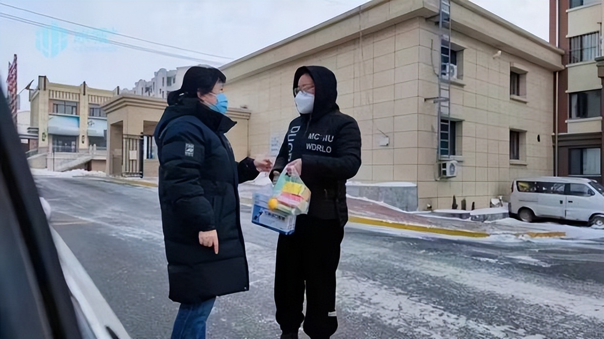 赠人玫瑰手有余香捐赠活动简报,赠人玫瑰手留余香志愿活动