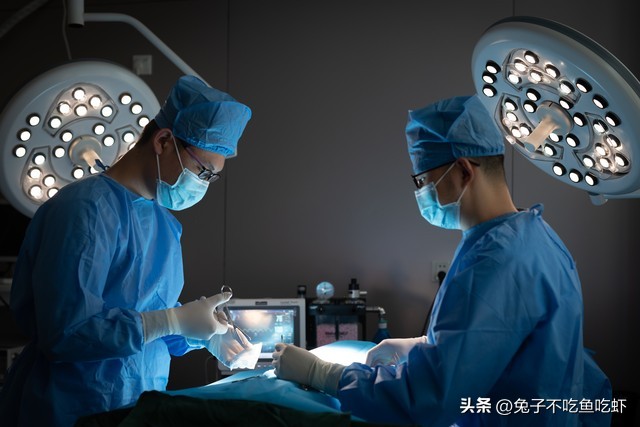 你能接受另一半没房和你结婚吗,如果你的妻子不能生育你会怎么做