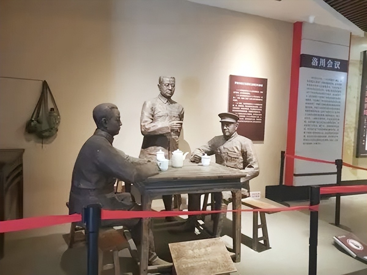 遵义会议时讽刺毛主席不会打仗的凯丰，他最终的结局如何？