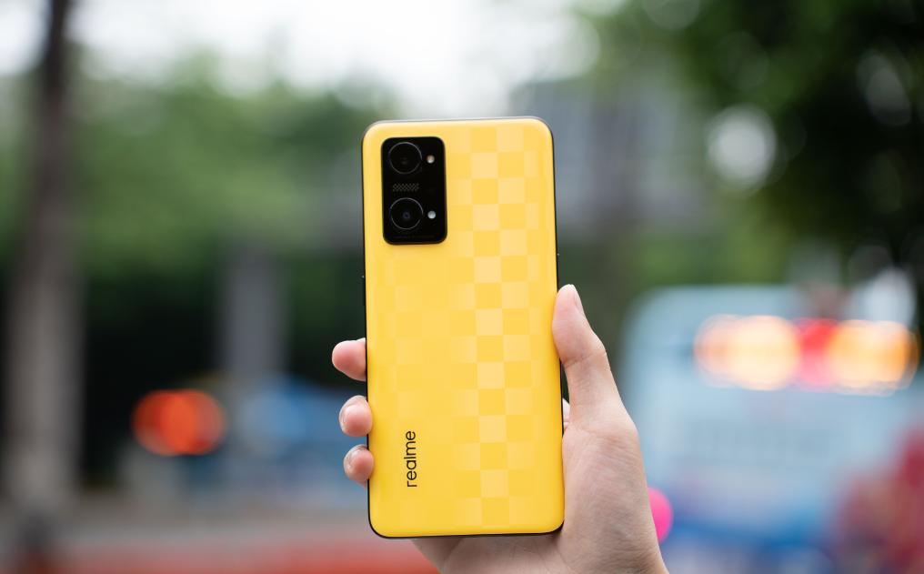 经济实惠耐用型最新款手机,买实惠手机推荐哪款好一点