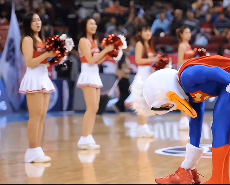 吴京和华为,吴京用苹果手机拍照事件评论