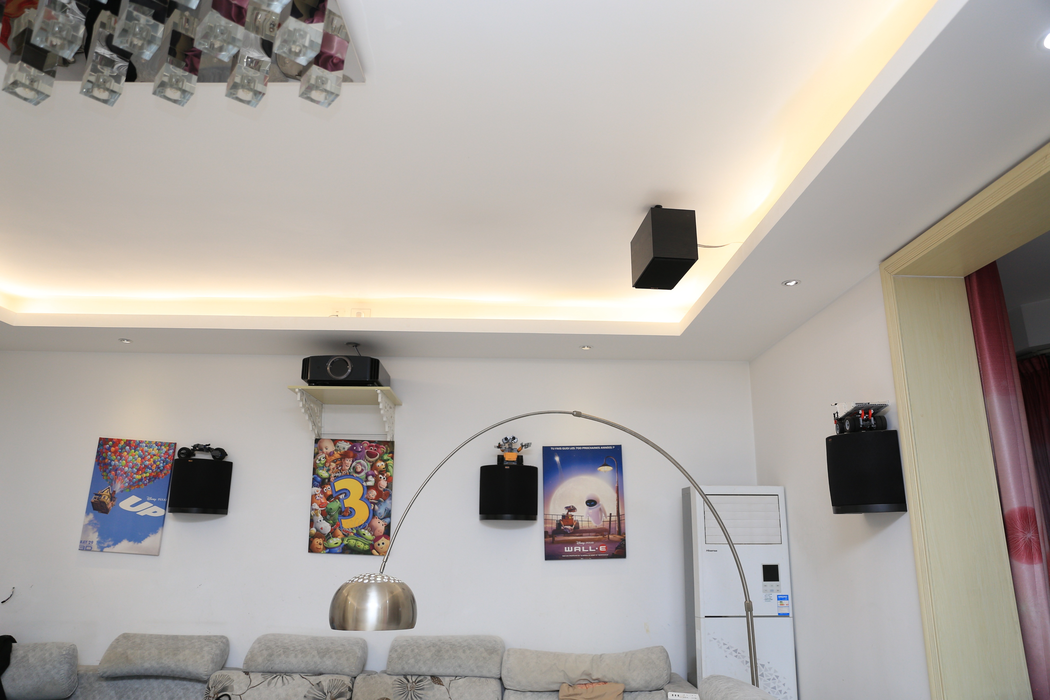 188寸家庭影院再升级7.1.4全景声，雅马哈旗舰RX-A8A评测