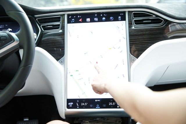 未来汽车的发展趋势是油还是电,汽车后市场的现状和未来发展趋势