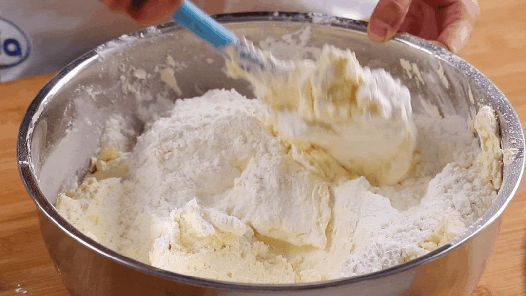 网红珍妮曲奇饼干的做法 (珍妮曲奇怎么做又脆又好吃)