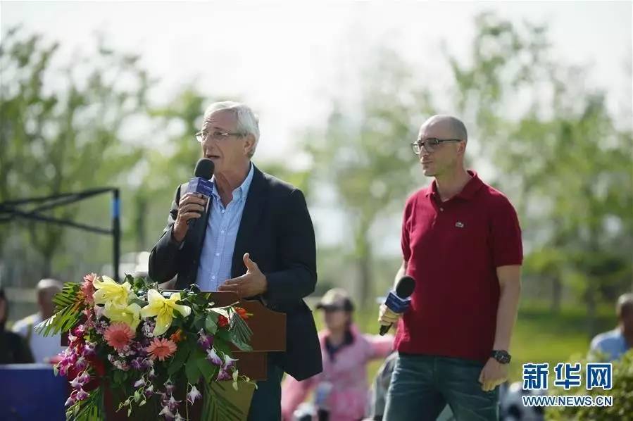 气膜足球场建筑,气膜球场沈阳