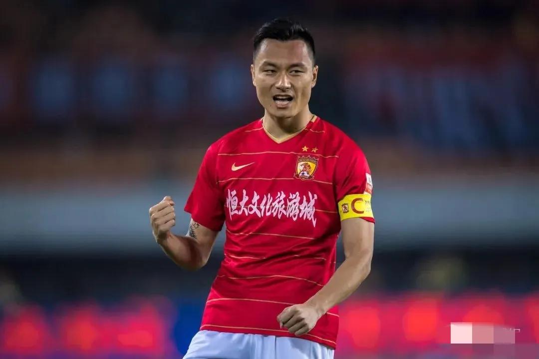 国足的太太们有多漂亮,盘点国足高颜值太太团