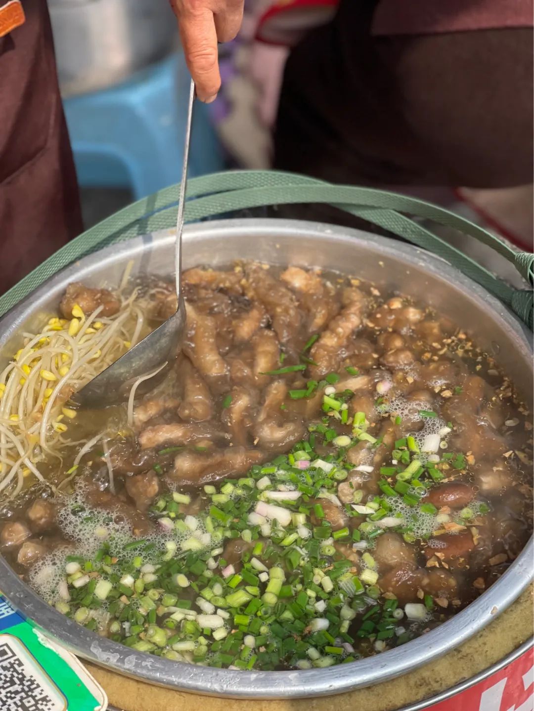 朝天门美食批发市场盒饭,朝天门批发市场美食推荐