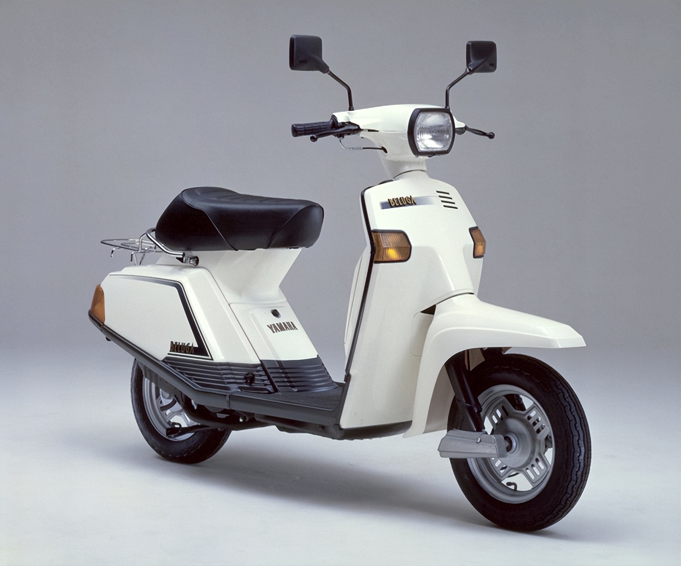 雅马哈跨界踏板,雅马哈踏板经典款