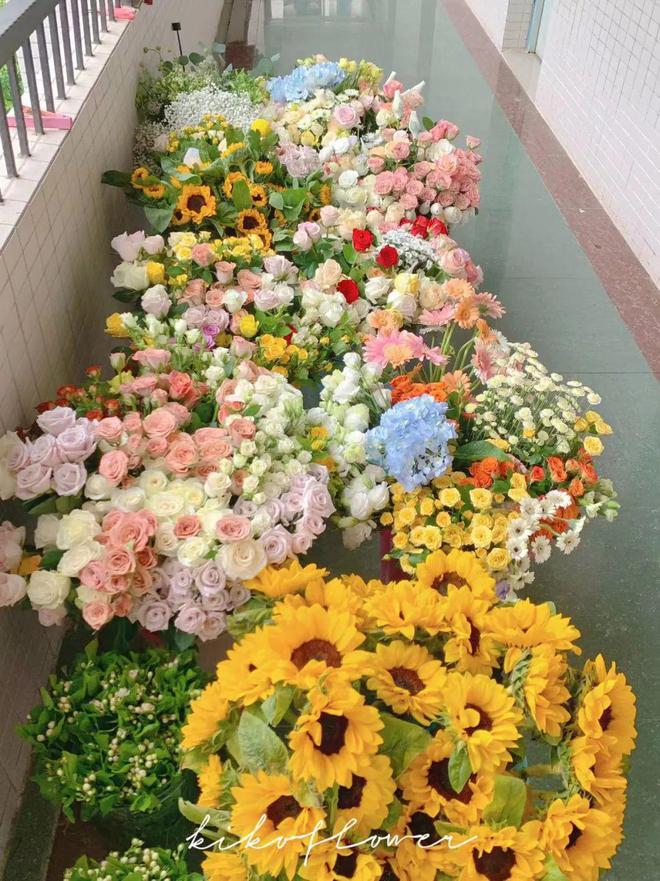 大学生宿舍赚钱靠谱,大学生宿舍集体赚钱