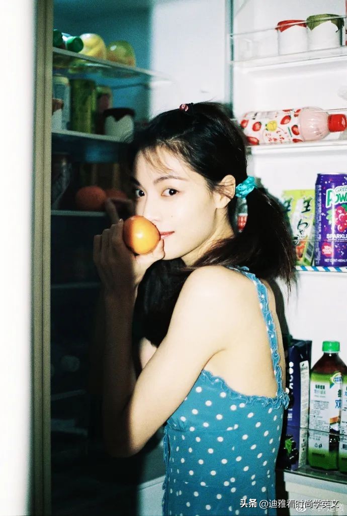 夏日氛围感女生照片,夏日女孩氛围感