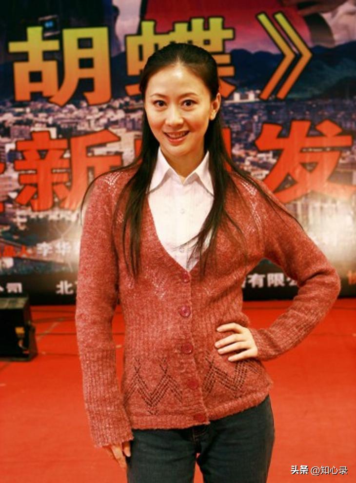 为艺术献身，被丈夫、父亲抛弃的汤加丽，如今46岁仍孤身一人