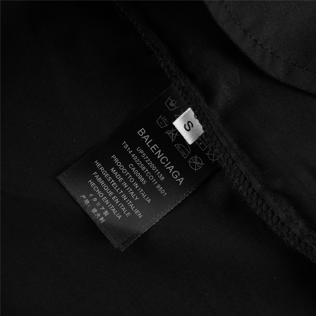 balenciaga2023冲锋衣,黄子韬同款balenciaga冲锋衣