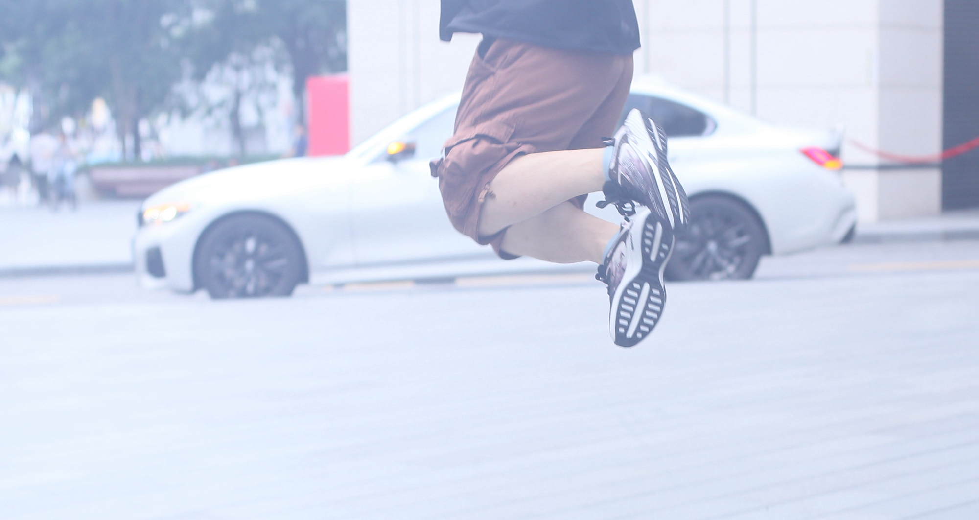 鞋子加智能芯片会有什么体验？坲洛一奥智能跑鞋