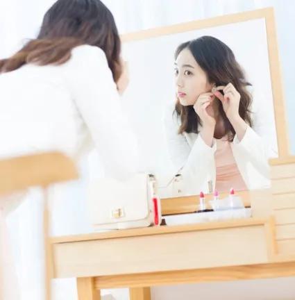 当别人说你丑时如何幽默回复,当别人说你丑时怎么回怼