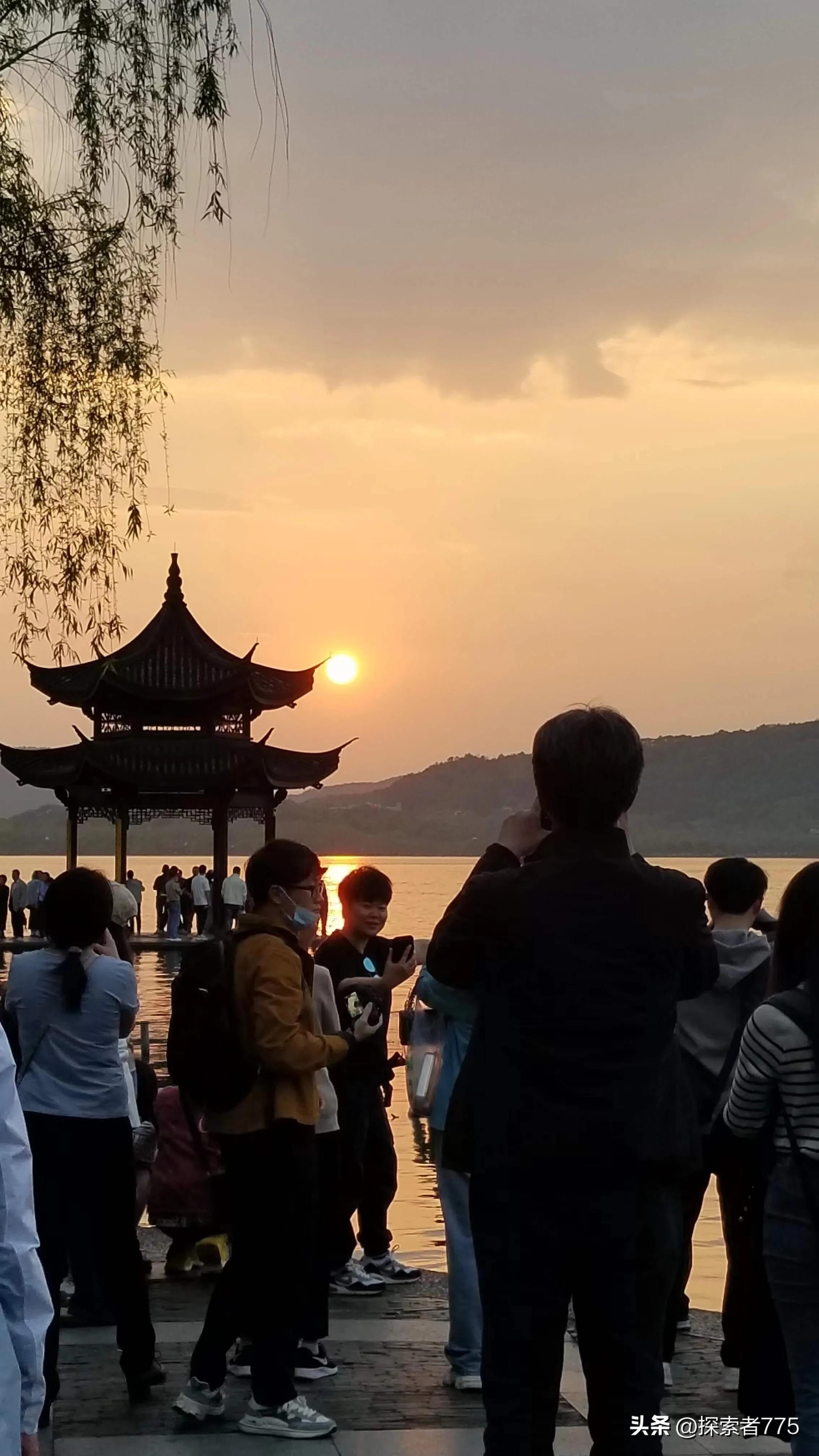 杭州西湖两日游攻略夏天,上海到杭州西湖一日游攻略