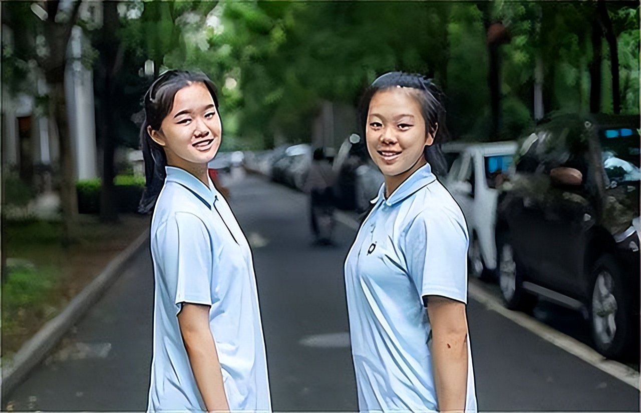 两年前，那个兴奋冲出考场“劈叉”的湖南考生，后来考了多少分？