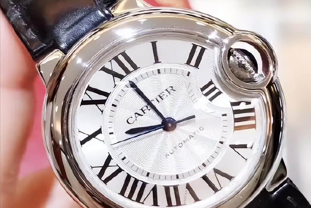 卡地亚蓝气球手表二手能卖多少钱,卡地亚蓝气球28mm手表真假鉴定