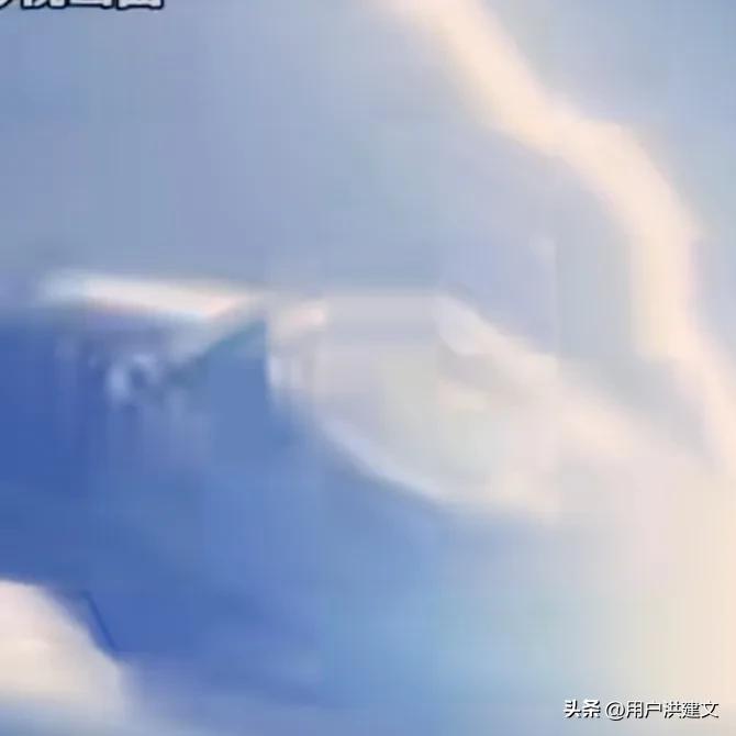 美军倒霉透顶，三架军机同一天在日本上空被雷劈