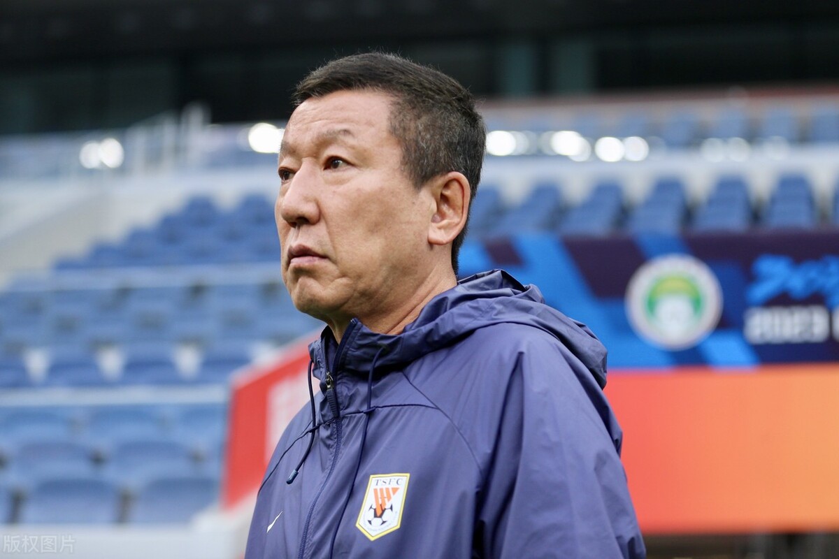 泰山背靠背对阵大连人,山东泰山队对阵大连人队比分预测