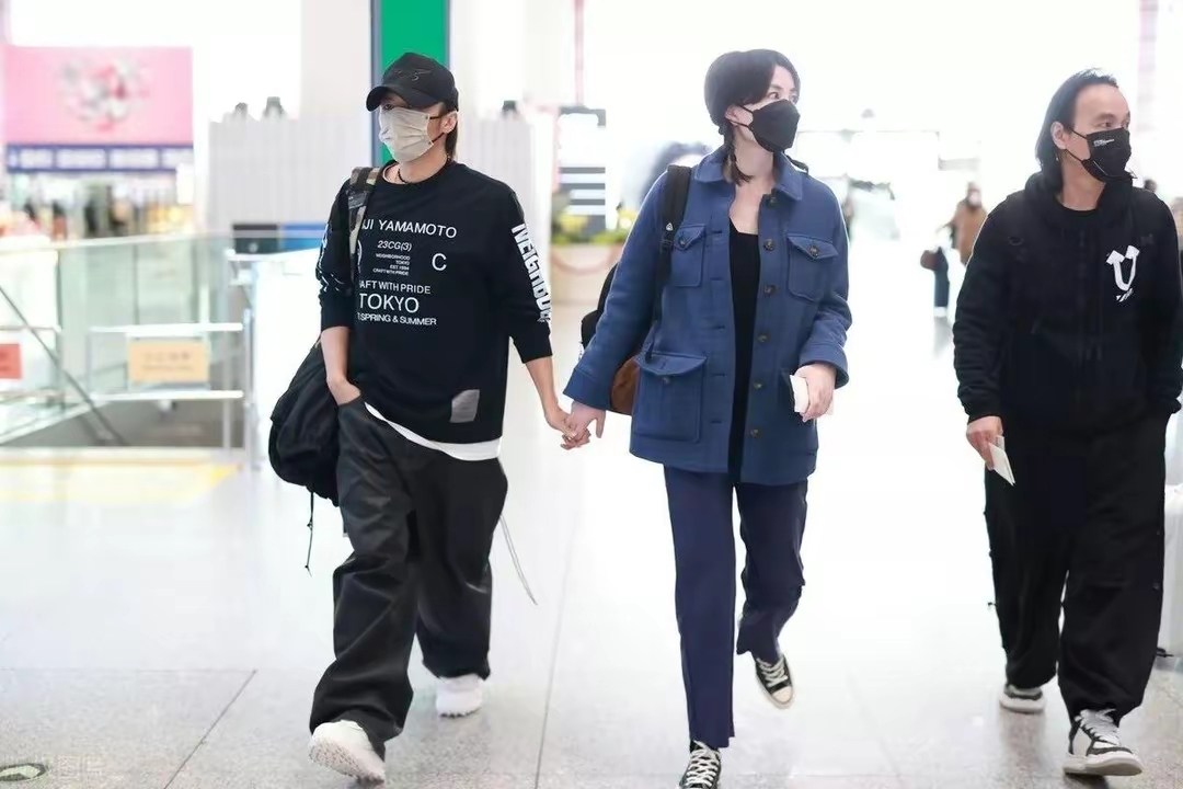 王菲和谢霆锋二人差几岁,王菲和谢霆锋以前结过婚吗