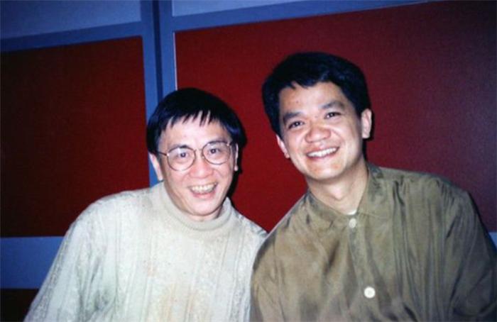 64岁的“傻标”黄光亮，在内地过起了退休生活，被传是王祖蓝老爸