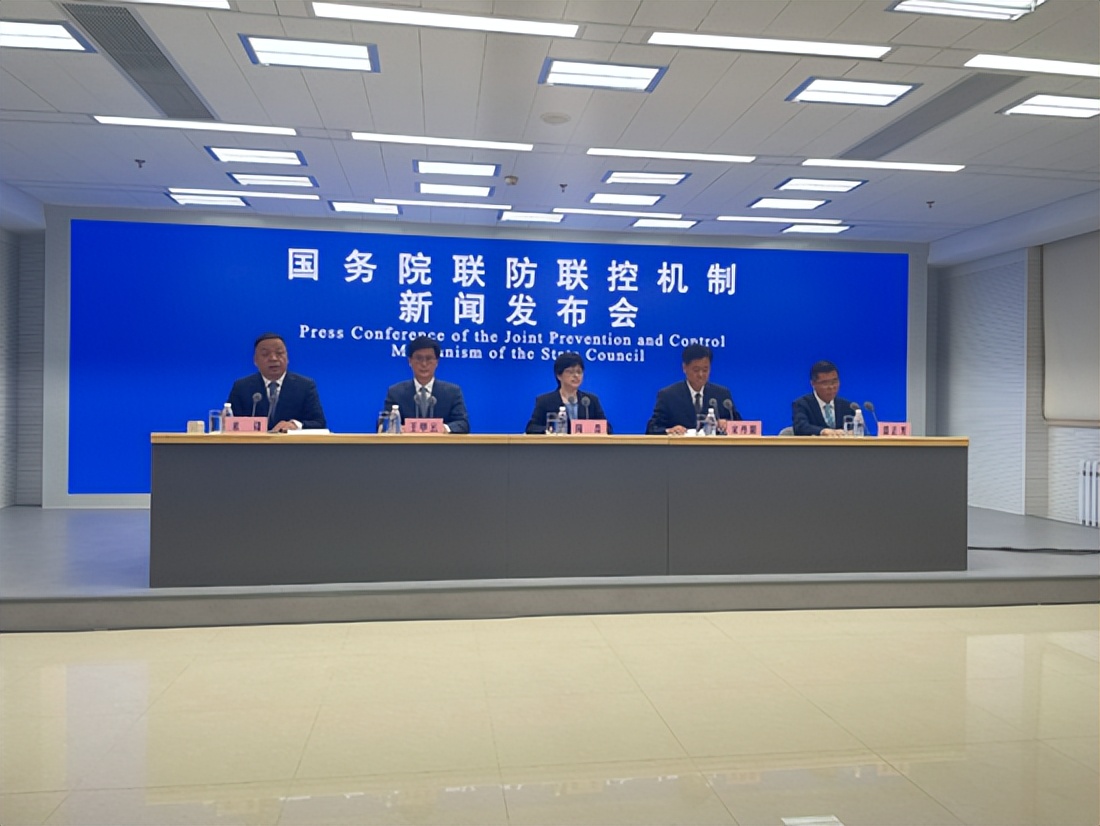 郑州发布113、114号通告/郑州常态化核酸检测时间和检测点有重大调整/关于核酸检测12问12答