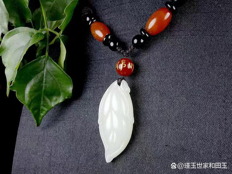 玉石怎么选才是正宗的,玉石应该怎么挑选