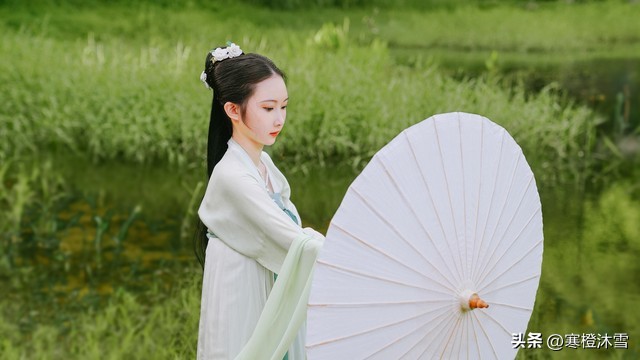 古诗词里的爱情适用什么歌曲,用古诗表达爱情