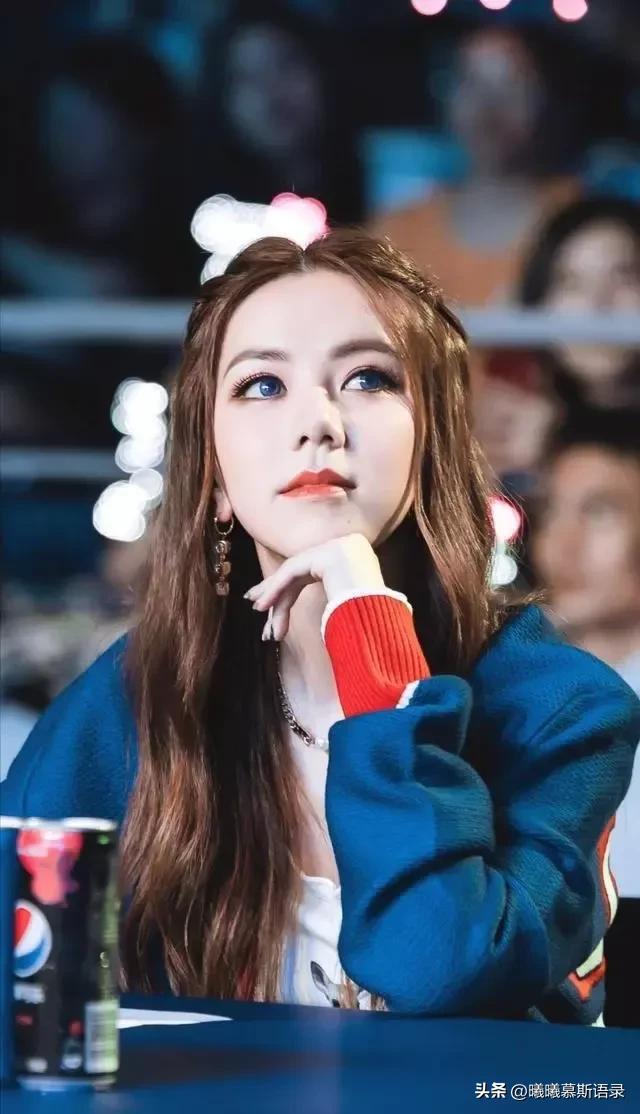 隐藏在小学生里的神仙嗓音邓紫棋,邓紫棋极具特色的嗓音倾情演唱