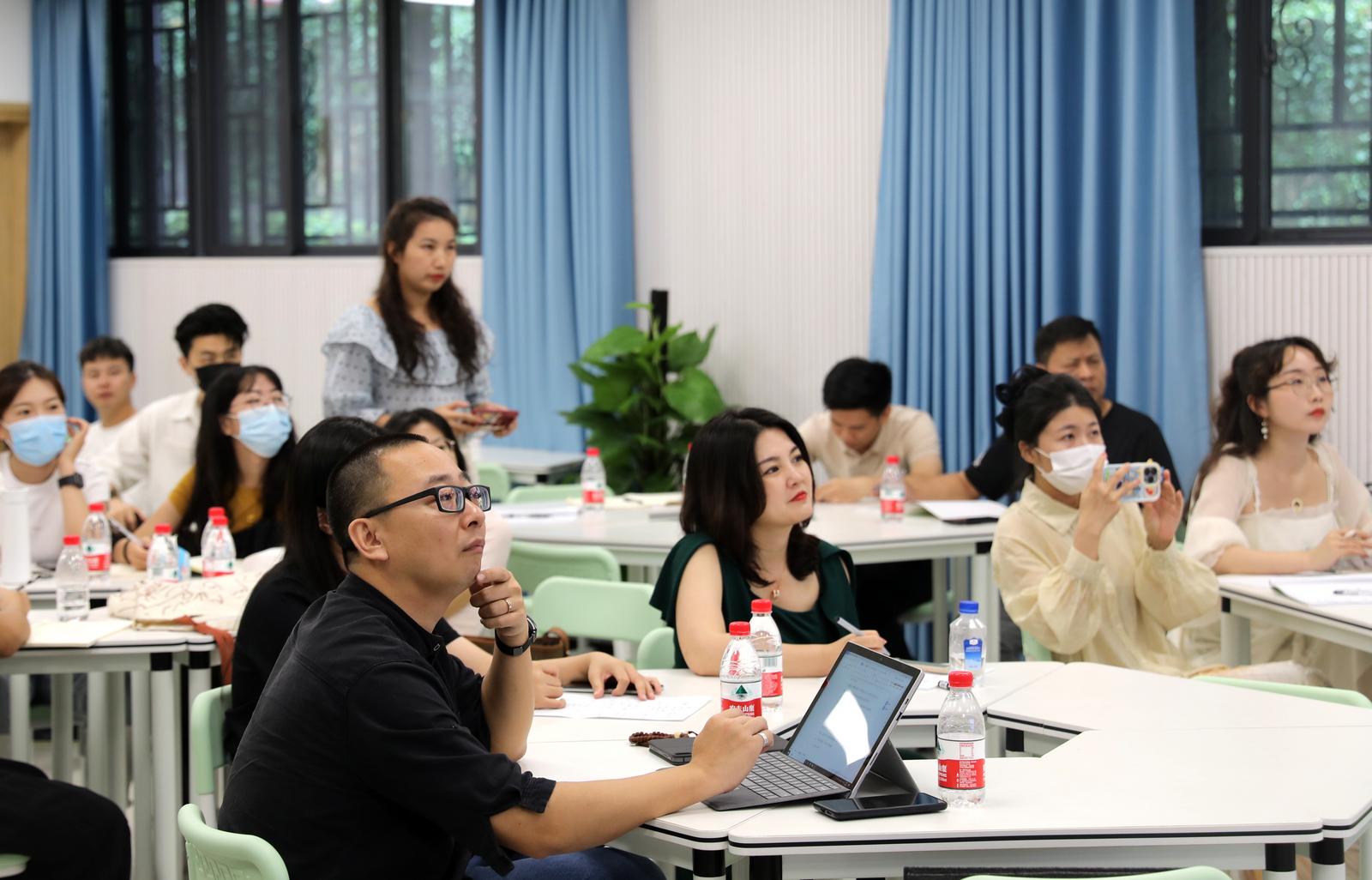 深圳光明区新教师岗前培训,光明教师开启全员培训模式