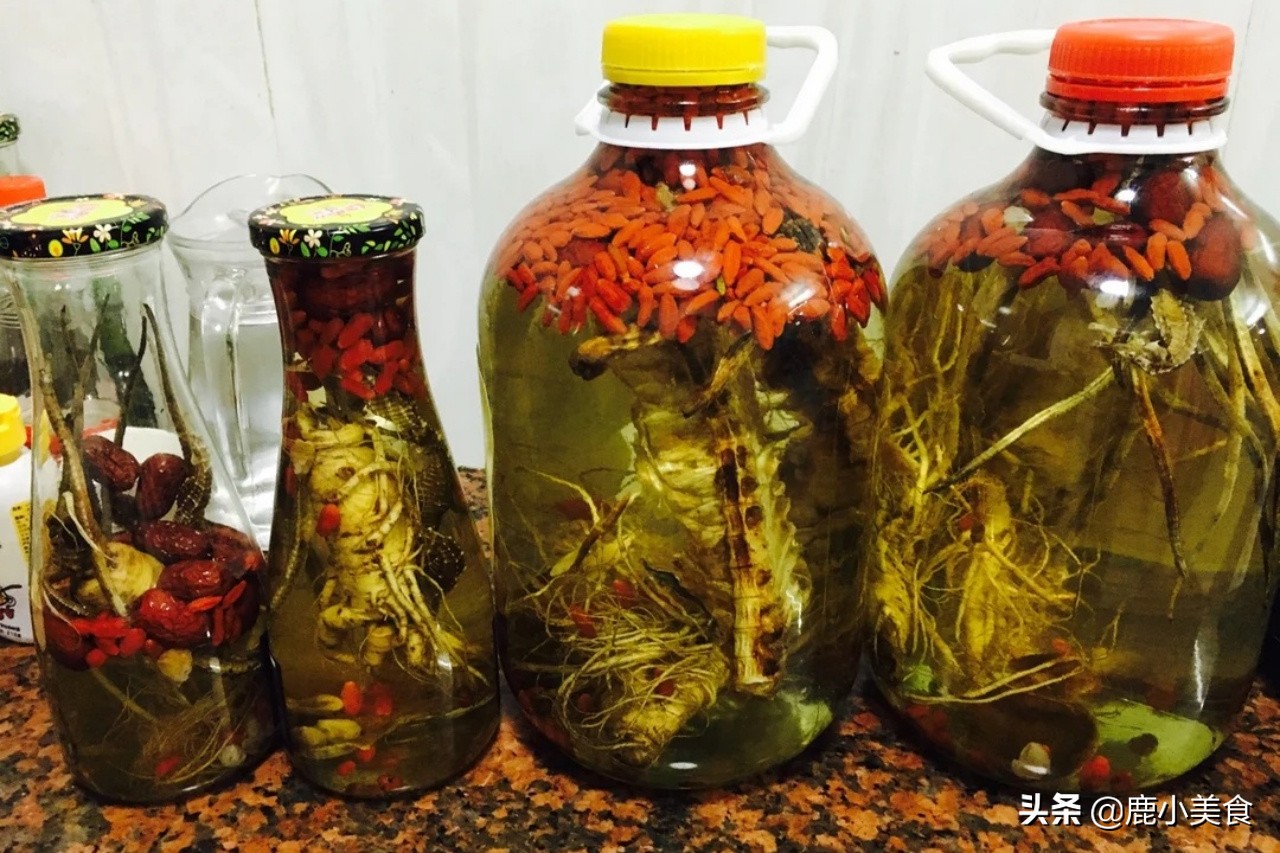 泡酒最好用多少度,泡酒最佳用酒